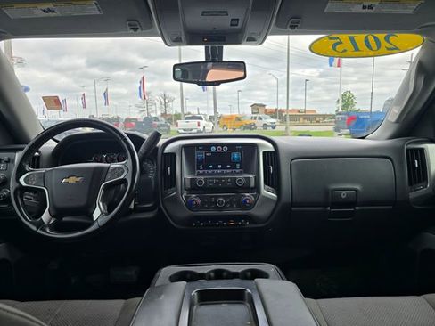 Used 2015 Chevrolet Silverado 1500 LT w/ LT Convenience Package AWD/4WD image 13