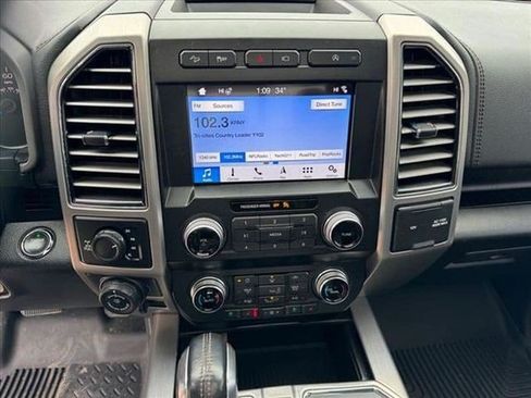 Used 2019 Ford F150 Platinum w/ Equipment Group 701A Luxury AWD/4WD image 13