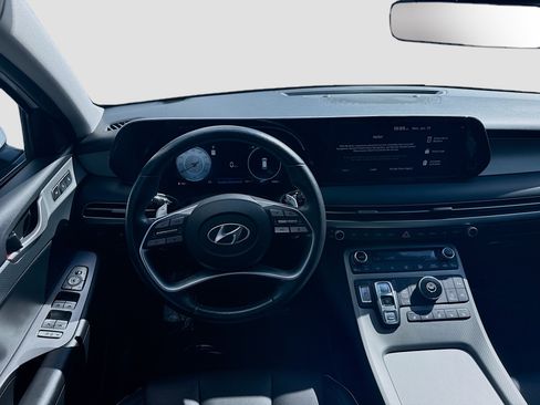 Used 2024 Hyundai Palisade SEL w/ Premium Package FWD image 18