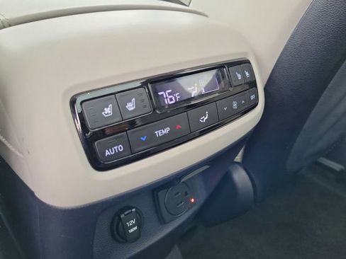 Used 2024 Hyundai Palisade Calligraphy image 13