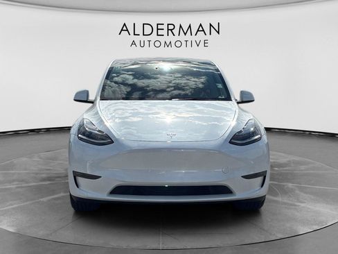 Used 2023 Tesla Model Y AWD image 8