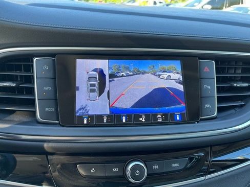 Used 2024 Buick Enclave Avenir w/ Avenir Technology Package image 11