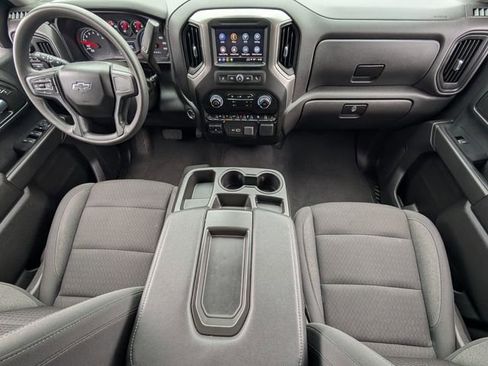 Used 2025 Chevrolet Silverado 1500 Custom Trail Boss w/ LPO, Dark Essentials Package image 15