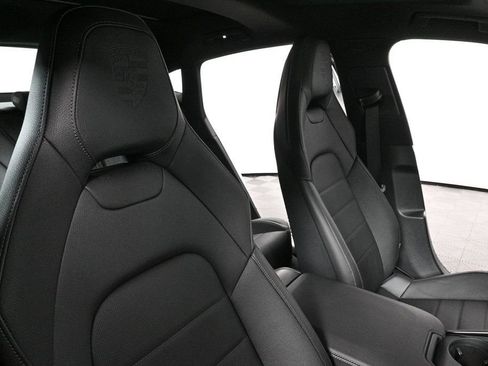 New 2026 Porsche Panamera RWD image 24