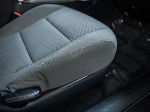 Used 2020 Toyota Tacoma SR5 image 33