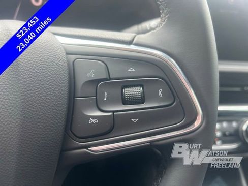 Used 2025 Buick Envista Sport Touring image 13