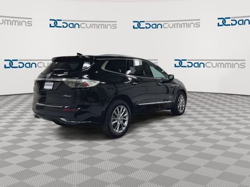 Used 2024 Buick Enclave Avenir AWD/4WD image 8