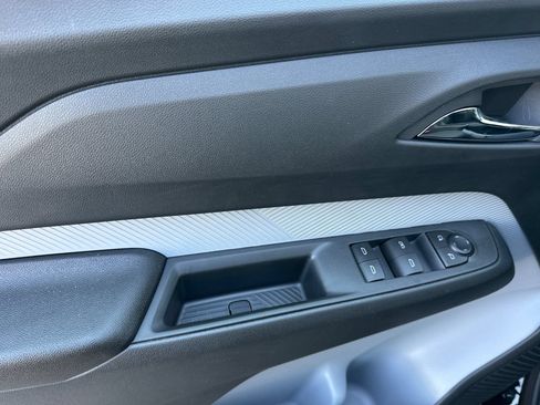 New 2027 Chevrolet Bolt LT w/ Comfort Package FWD image 11