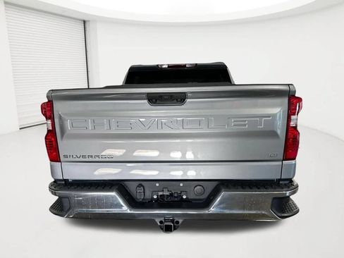 Used 2024 Chevrolet Silverado 1500 LT AWD/4WD image 6