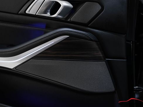 Used 2023 BMW X7 M60i w/ Executive Package image 66