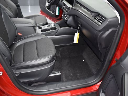 New 2025 Ford Escape SE image 24