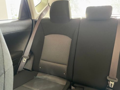 Used 2025 Kia Soul LX w/ LX Technology Package image 34