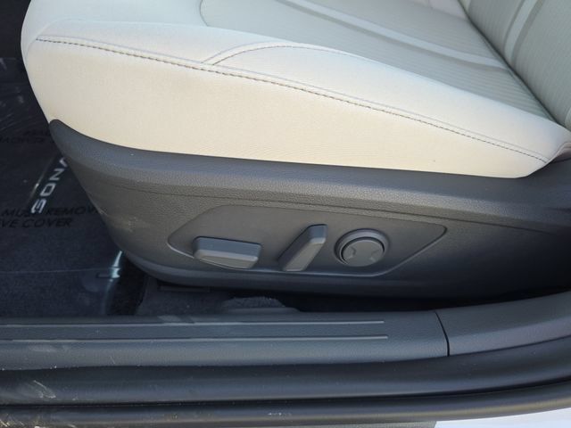 New 2025 Hyundai Sonata SEL FWD image 12