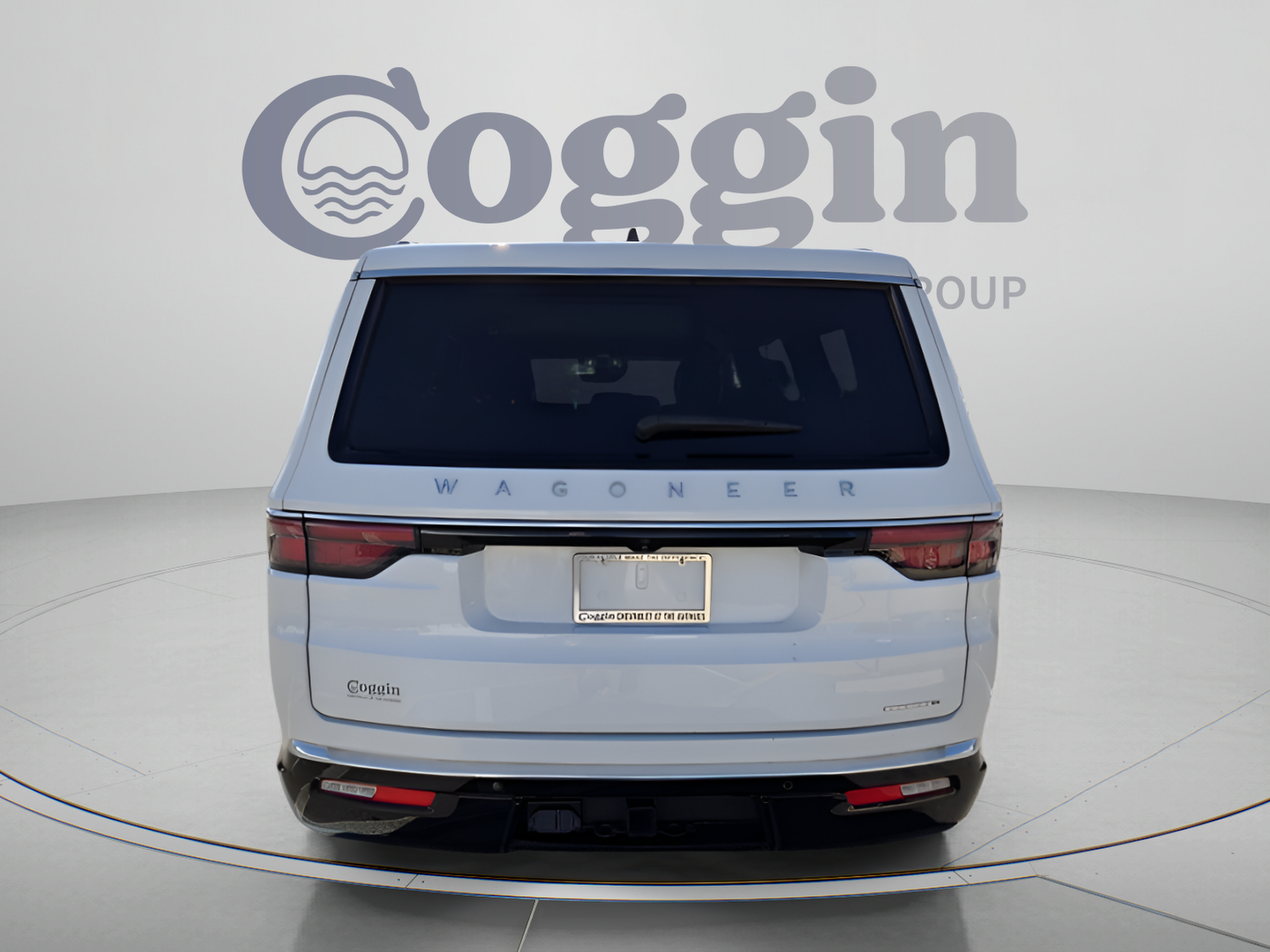 Used 2024 Jeep Wagoneer Series II w/ Flexible Seating Group RWD image 4