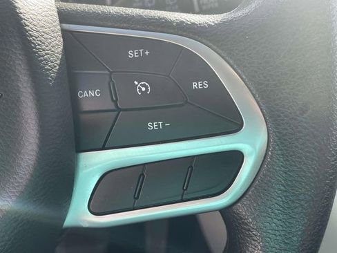 Used 2021 Chrysler Voyager Lxi FWD image 20