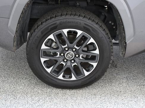 Used 2023 Toyota Tundra Limited RWD image 6