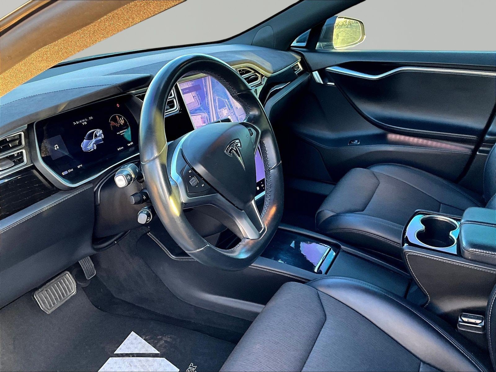 Used 2017 Tesla Model S 60 RWD image 17