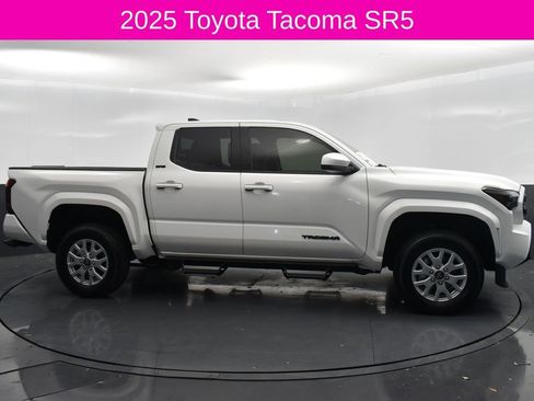 Used 2025 Toyota Tacoma SR5 RWD image 4