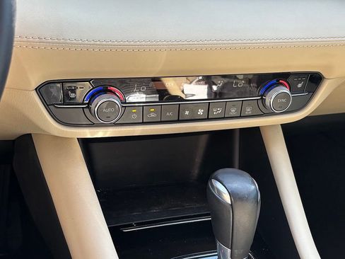Used 2019 MAZDA MAZDA6 Grand Touring FWD image 11