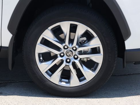 Used 2025 Toyota RAV4 XLE Premium w/ Weather Package FWD image 11