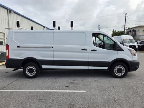 Used 2023 Ford Transit 250 Low Roof w/ Load Area Protection Package RWD image 6