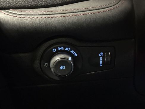 Used 2021 Dodge Durango R/T w/ Blacktop Package image 19