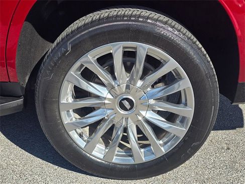 Used 2023 Cadillac Escalade Premium Luxury image 7