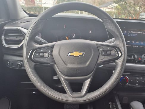 Used 2025 Chevrolet TrailBlazer LT image 14