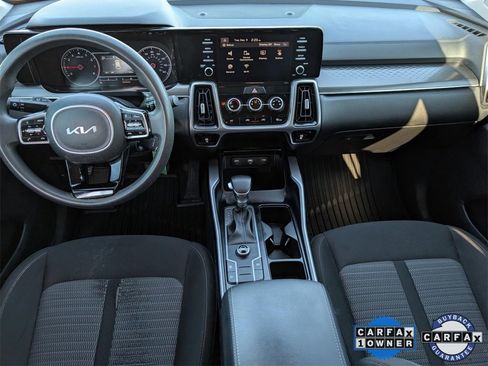 Used 2022 Kia Sorento LX image 23