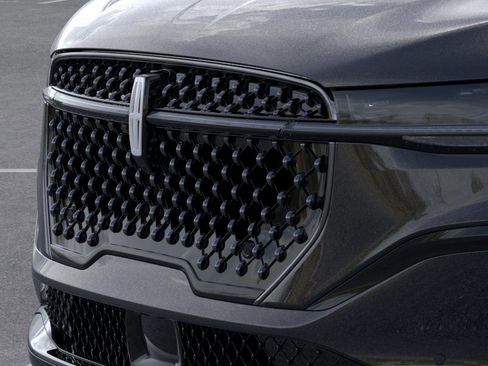 New 2026 Lincoln Nautilus Reserve AWD/4WD image 39