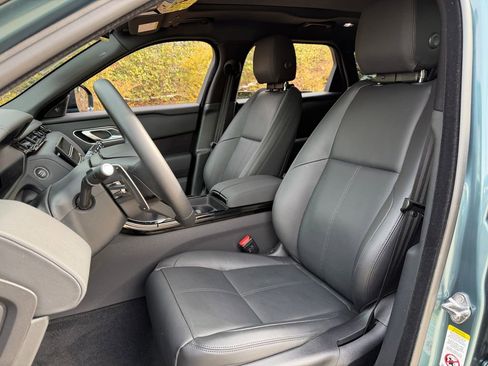 Used 2026 Land Rover Range Rover Velar Dynamic SE image 14