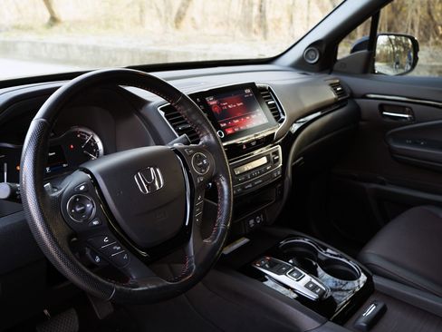 Used 2023 Honda Ridgeline Black Edition image 16