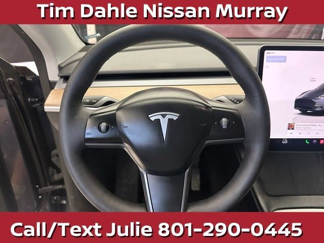 Used 2023 Tesla Model Y Long Range AWD/4WD image 23