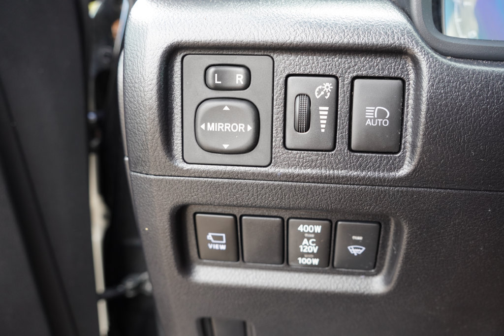 Used 2023 Toyota 4Runner SR5 Premium w/ Moonroof Package AWD/4WD image 24