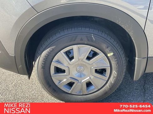 New 2026 Nissan Kicks S image 7