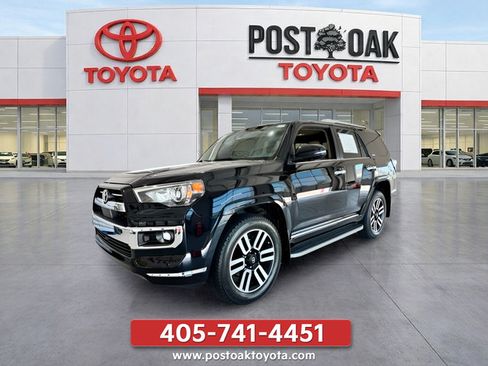 Used 2024 Toyota 4Runner Limited AWD/4WD image 4