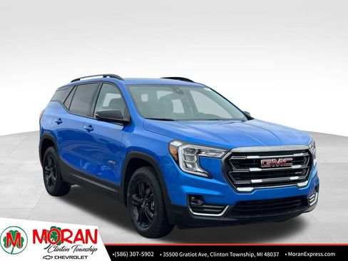 Used 2024 GMC Terrain AT4 w/ LPO, Floor Liner Package AWD/4WD image 9