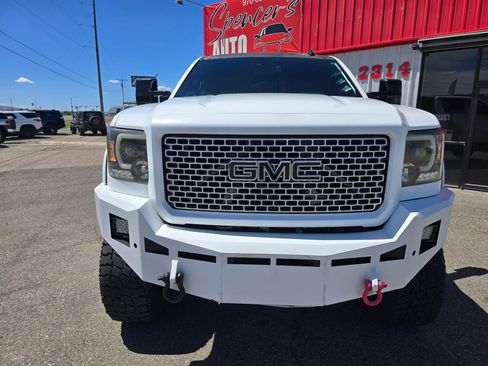 Used 2015 GMC Sierra 3500 Denali w/ Duramax Plus Package AWD/4WD image 5