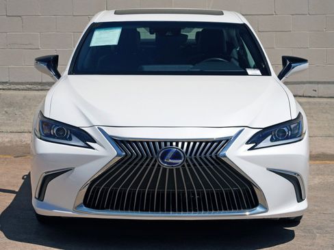 Used 2021 Lexus ES 300h w/ Accessory Package 2 image 43