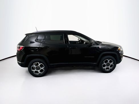 Used 2022 Jeep Compass Trailhawk AWD/4WD image 4