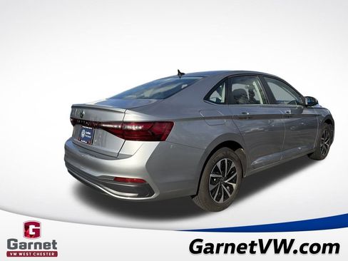 Certified 2025 Volkswagen Jetta S image 5