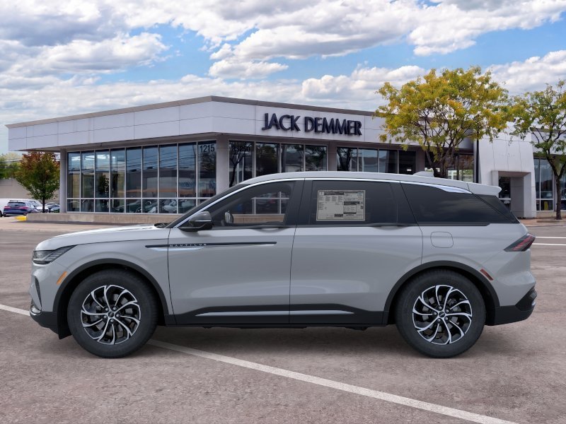 New 2026 Lincoln Nautilus Premier w/ Equipment Group 102A AWD/4WD image 3