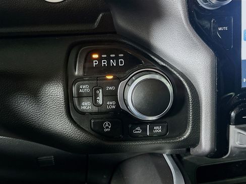 Used 2023 RAM 1500 Big Horn AWD/4WD image 25