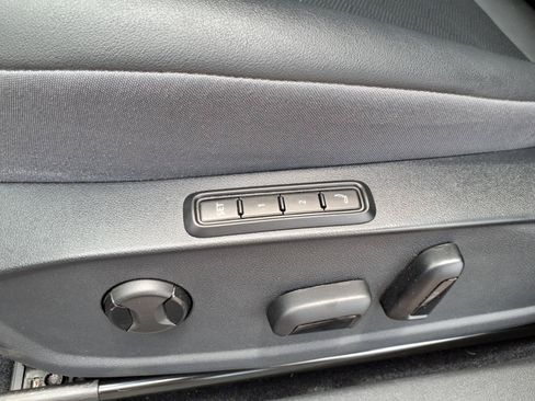 Certified 2023 Volkswagen ID.4 Pro S Plus RWD image 22