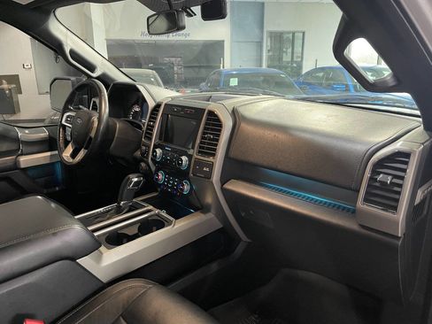 Used 2017 Ford F150 Lariat w/ Equipment Group 501A Mid image 31