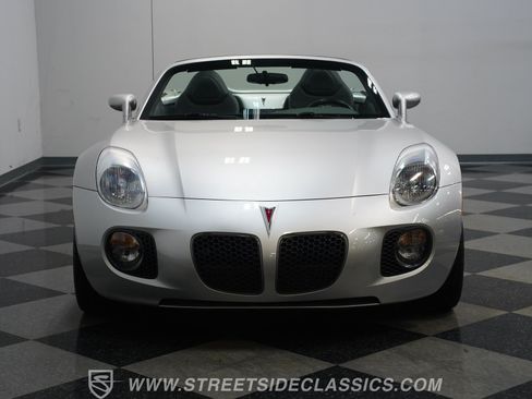 Used 2007 Pontiac Solstice GXP w/ Premium Package RWD image 18