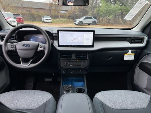 New 2025 Ford Maverick XLT w/ Equipment Group 302A image 22