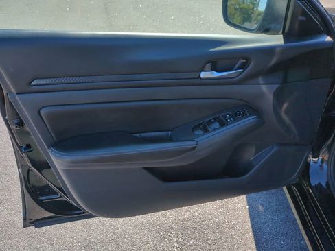 Certified 2024 Nissan Altima 2.5 SV image 11