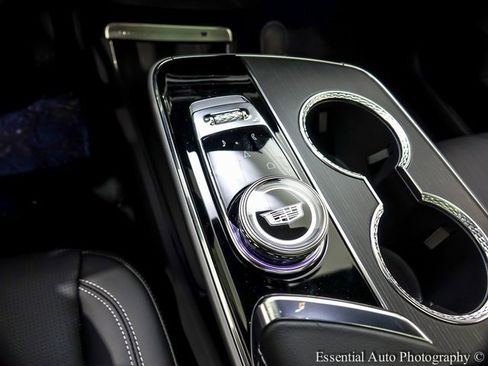 New 2025 Cadillac Lyriq Luxury image 19