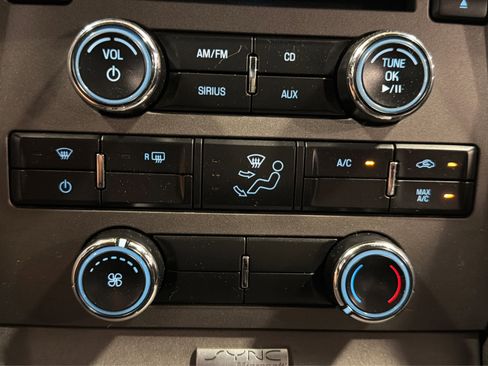 Used 2012 Ford Mustang GT Premium w/ Security Pkg RWD image 29